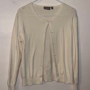 croft&barrow cream colored cardigan